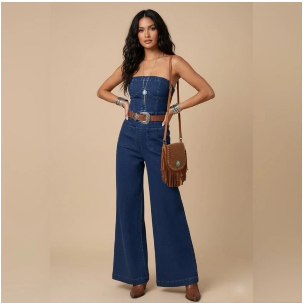 DARK DENIM STRAPLESS WIDE LEG DENIM JUMPSUIT WITH POCKETS🤠- Picture 1 of 8
